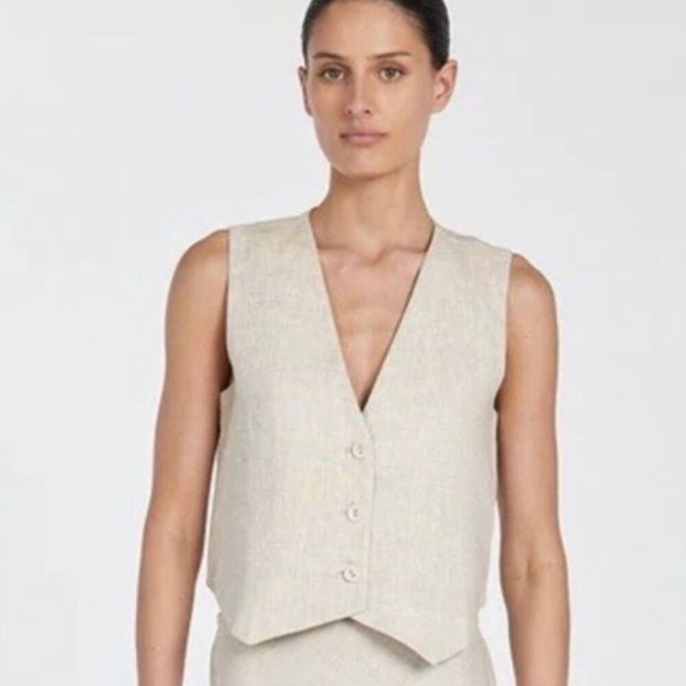 DISSH Banks Linen Button Front Vest Cream Beige 4